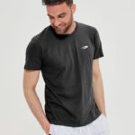 23001010501_Minimal t-shirt front