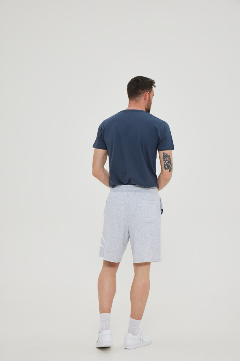 23001050104 Everyday Vermuda back