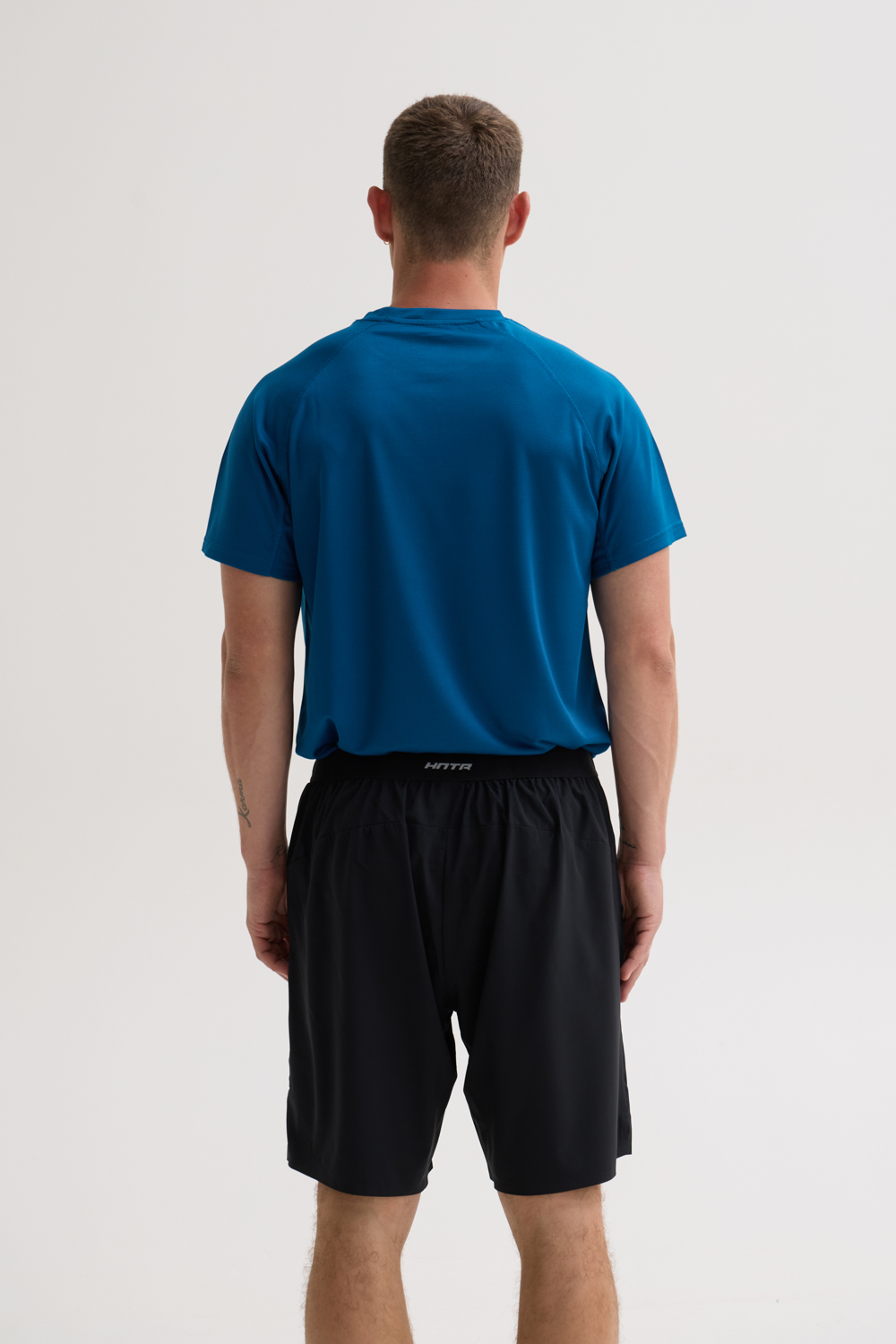 25001050701-1_back