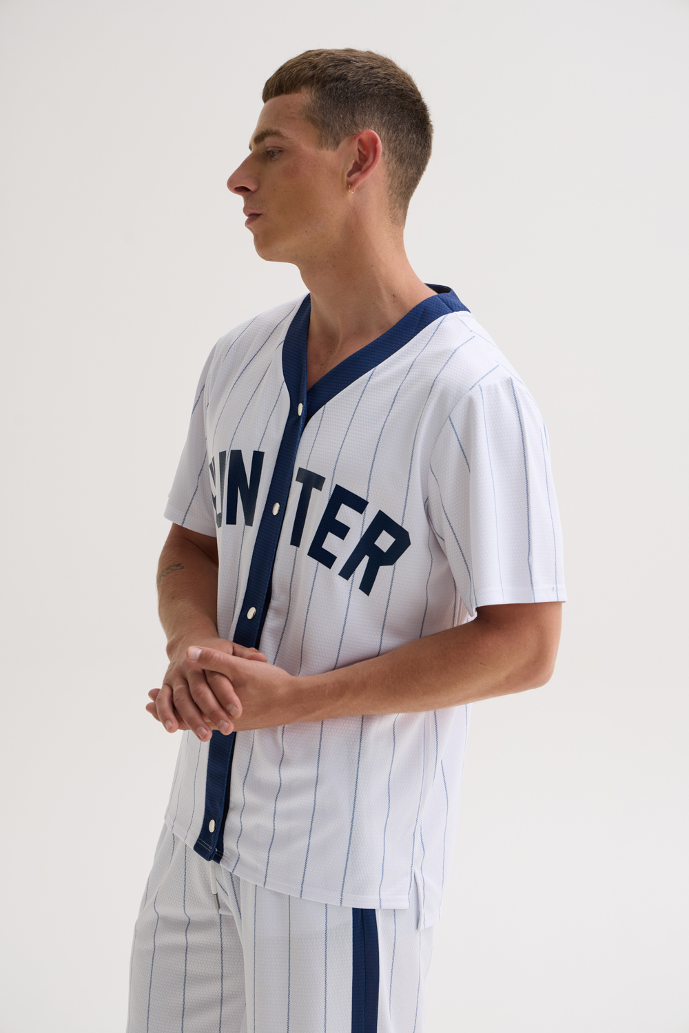 25001040100-1_side_2